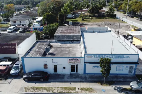 10822 NW 7th Ave, Miami FL 33168