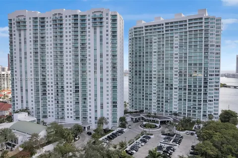 3301 NE 183rd St # 2204, Aventura FL 33160