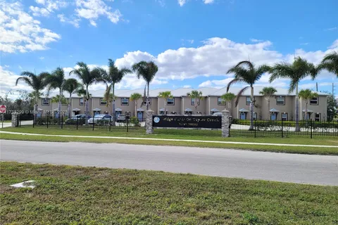 116 SE 8th Avenue # 1, Okeechobee FL 34974