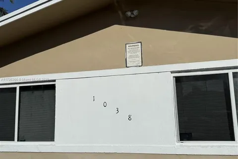 1038 NW 3rd Ave, Fort Lauderdale FL 33311