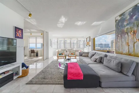 1950 S Ocean Dr # 19E, Hallandale Beach FL 33009