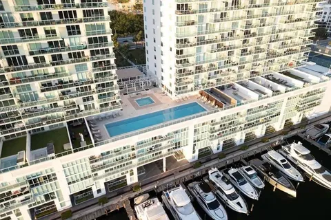 400 Sunny Isles Blvd, Sunny Isles Beach FL 33160