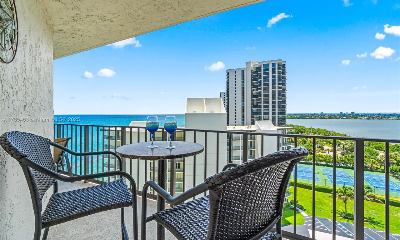 5420 N Ocean Dr # 1106, Singer Island FL 33404