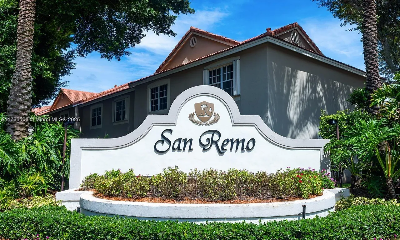 1201 Sorrento Dr, Weston FL 33326