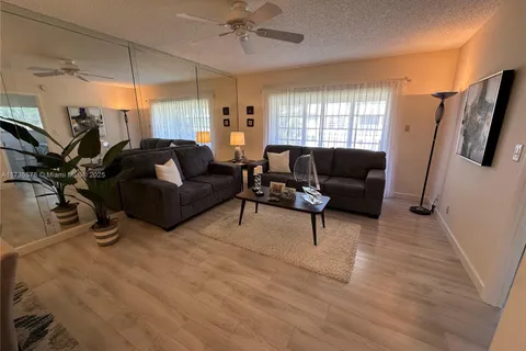 7505 NW 5th Ct # 208, Margate FL 33063