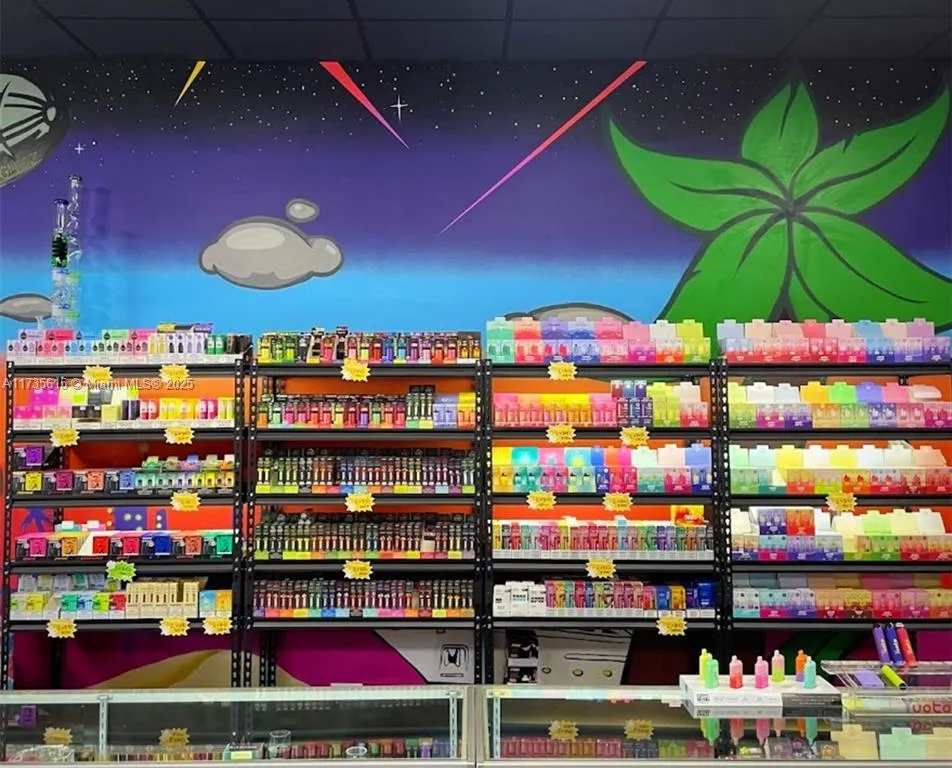 MIDTOWN Smoke Shop, Miami FL 33137