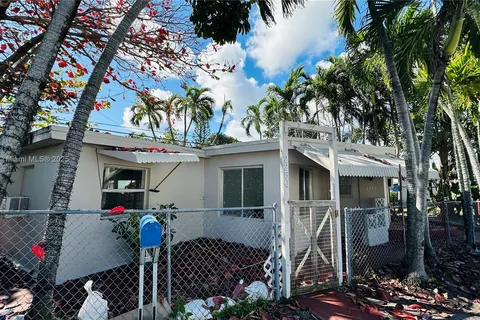 2250 NE 136th St # 0, North Miami Beach FL 33181