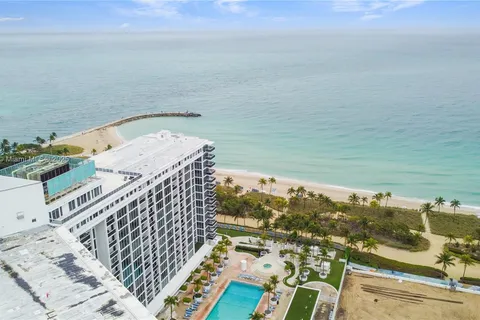 10275 Collins Ave # 817, Bal Harbour FL 33154