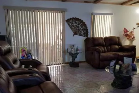 5575 NW 200 Ln, Miami Gardens FL 33055