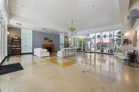 1460 Ocean Dr # 204, Miami Beach FL 33139