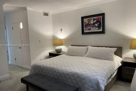 19390 Collins Ave # 219, Sunny Isles Beach FL 33160