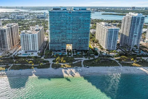 10203 Collins Ave # 202, Bal Harbour FL 33154