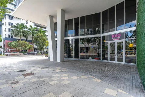 1010 SW 2nd Ave # 803, Miami FL 33130