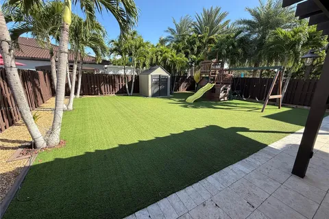 1535 SW 145th Ave, Miami FL 33184