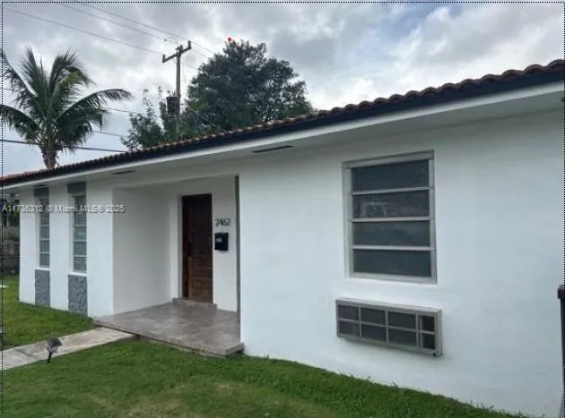 2460 SW 36th Ave # 2462, Miami FL 33145