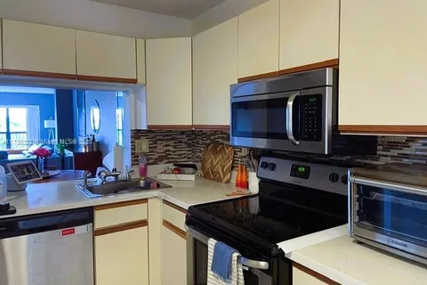 3050 NW 42nd Ave # C505, Coconut Creek FL 33066