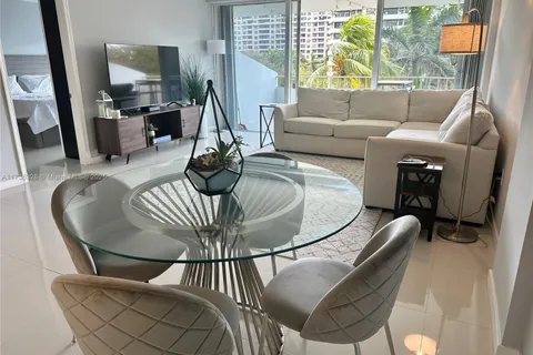 155 Ocean Lane Dr # 407, Key Biscayne FL 33149