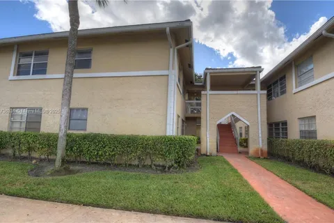 10116 Twin Lakes Dr # C, Coral Springs FL 33071