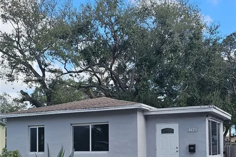 12335 NE 12th Ct, North Miami FL 33161