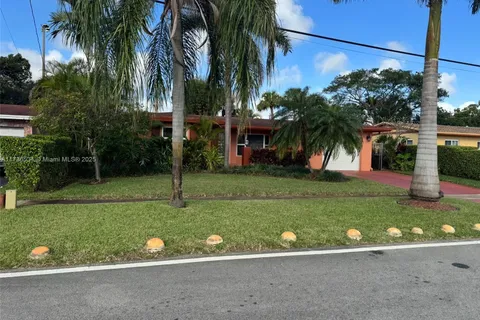 2201 NW 34th Ave, Lauderdale Lakes FL 33311