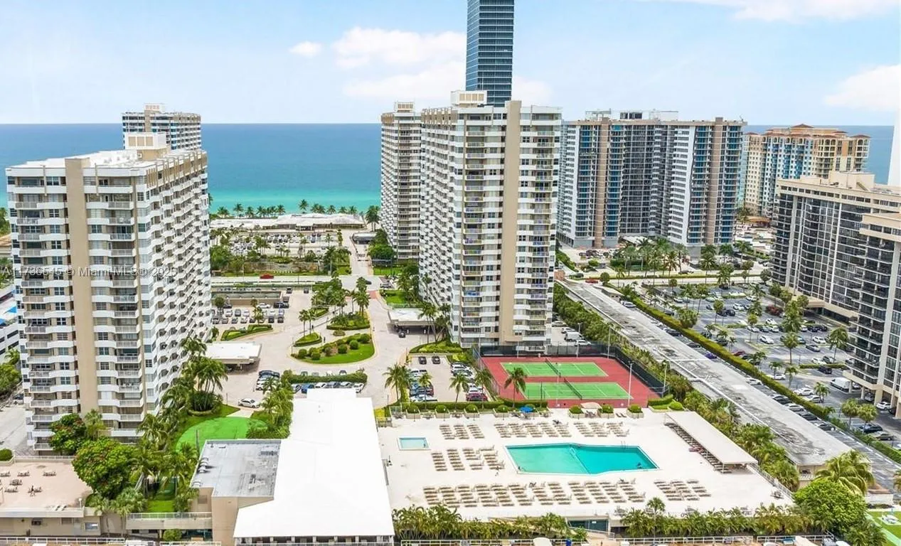 1985 S Ocean Dr # 16G, Hallandale Beach FL 33009