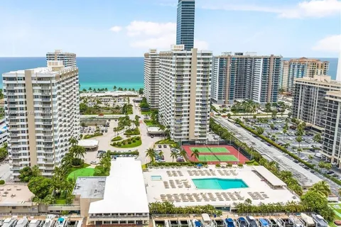 1985 S Ocean Dr # 16G, Hallandale Beach FL 33009