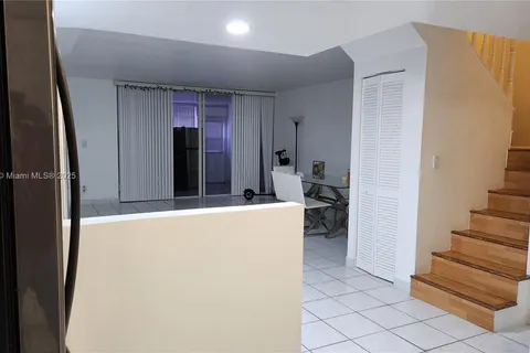 20350 W Country Club Dr # 4, Aventura FL 33180