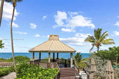 1121 Crandon Blvd # E802, Key Biscayne FL 33149