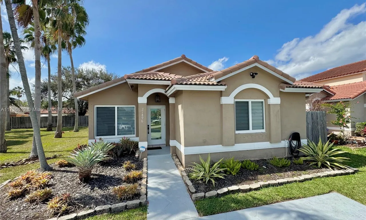 21496 SW 87th Pl, Cutler Bay FL 33189