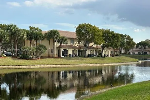 8368 SW 27th St # 106, Miramar FL 33025
