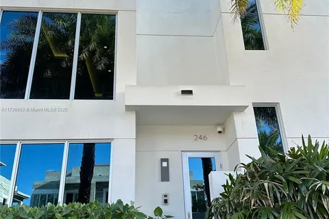 246 S Shore Ct, Lauderdale By The Sea FL 33308