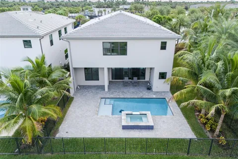 17117 Teton River Rd, Boca Raton FL 33496