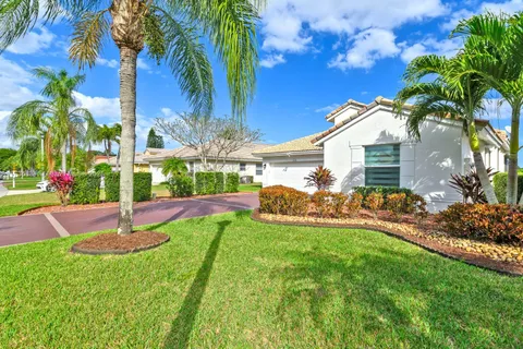 3724 Coco Lake Dr, Coconut Creek FL 33073