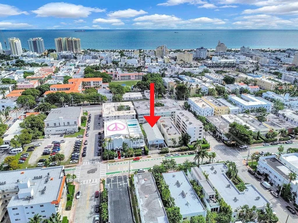 1409 Euclid Ave # 8, Miami Beach FL 33139