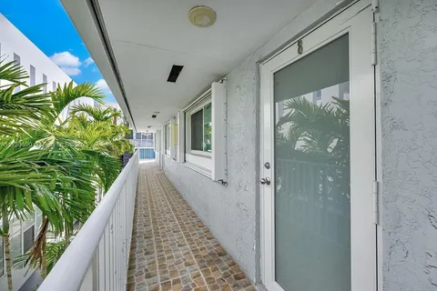 1409 Euclid Ave # 8, Miami Beach FL 33139