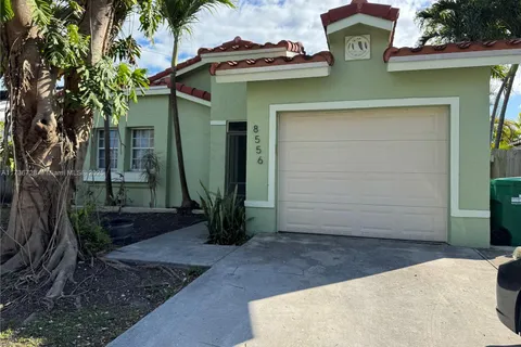 8556 SW 210th Ter # 1, Cutler Bay FL 33189