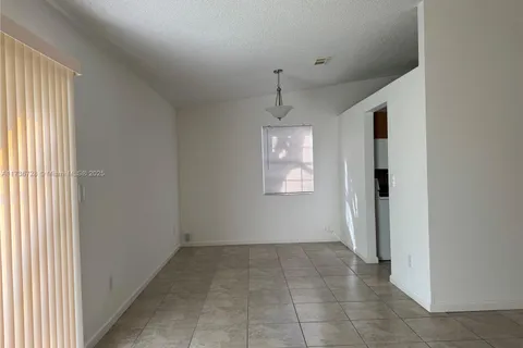 8556 SW 210th Ter # 1, Cutler Bay FL 33189