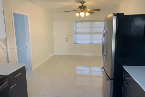 375 E 4th Ave # 4, Hialeah FL 33010