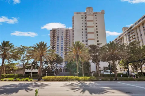 1865 S Ocean Dr # 17D, Hallandale Beach FL 33009