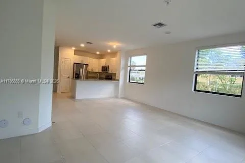 200 SE 5th Ct, Deerfield Beach FL 33441