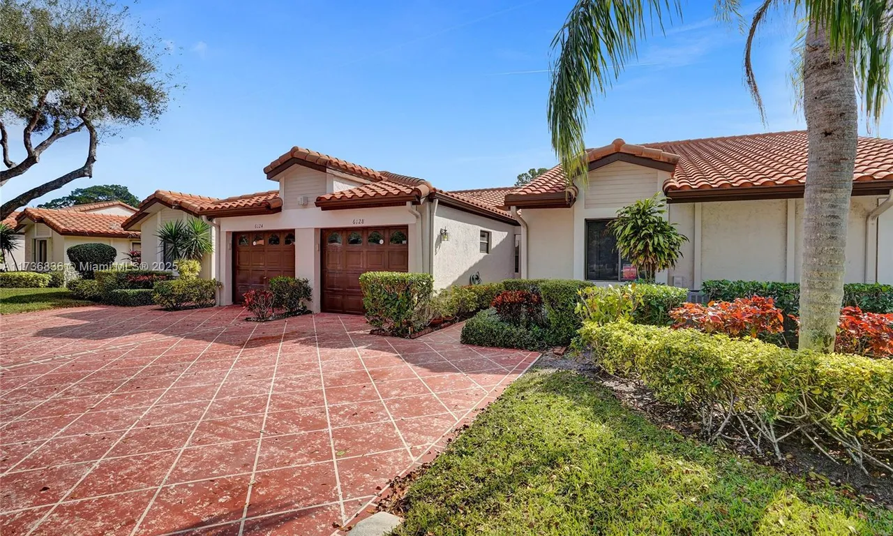 6128 Kings Gate Cir, Delray Beach FL 33484