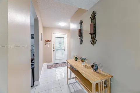 4955 E Sabal Palm Blvd # 305, Tamarac FL 33319