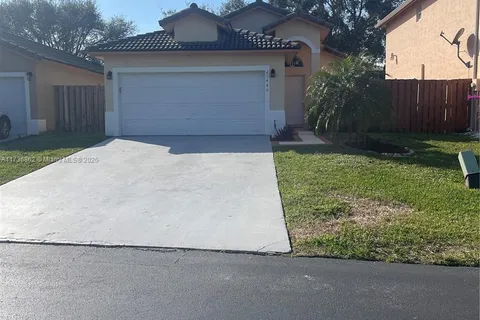 21440 SW 88 Ave, Cutler Bay FL 33189