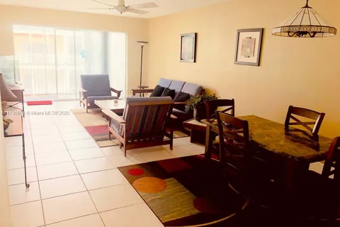 2097 S Ocean Dr # 305, Hallandale Beach FL 33009