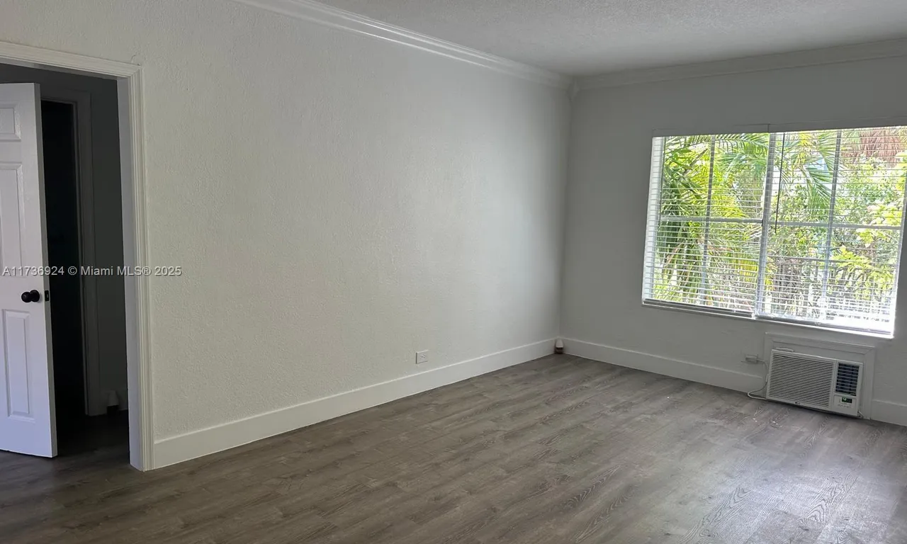6805 Abbott Ave # 2, Miami Beach FL 33141