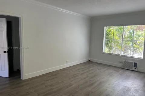 6805 Abbott Ave # 2, Miami Beach FL 33141