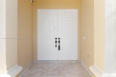 8551 NW 110th Ave # 8551, Doral FL 33178
