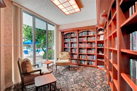 3600 Mystic Pointe Dr # 1404, Aventura FL 33180