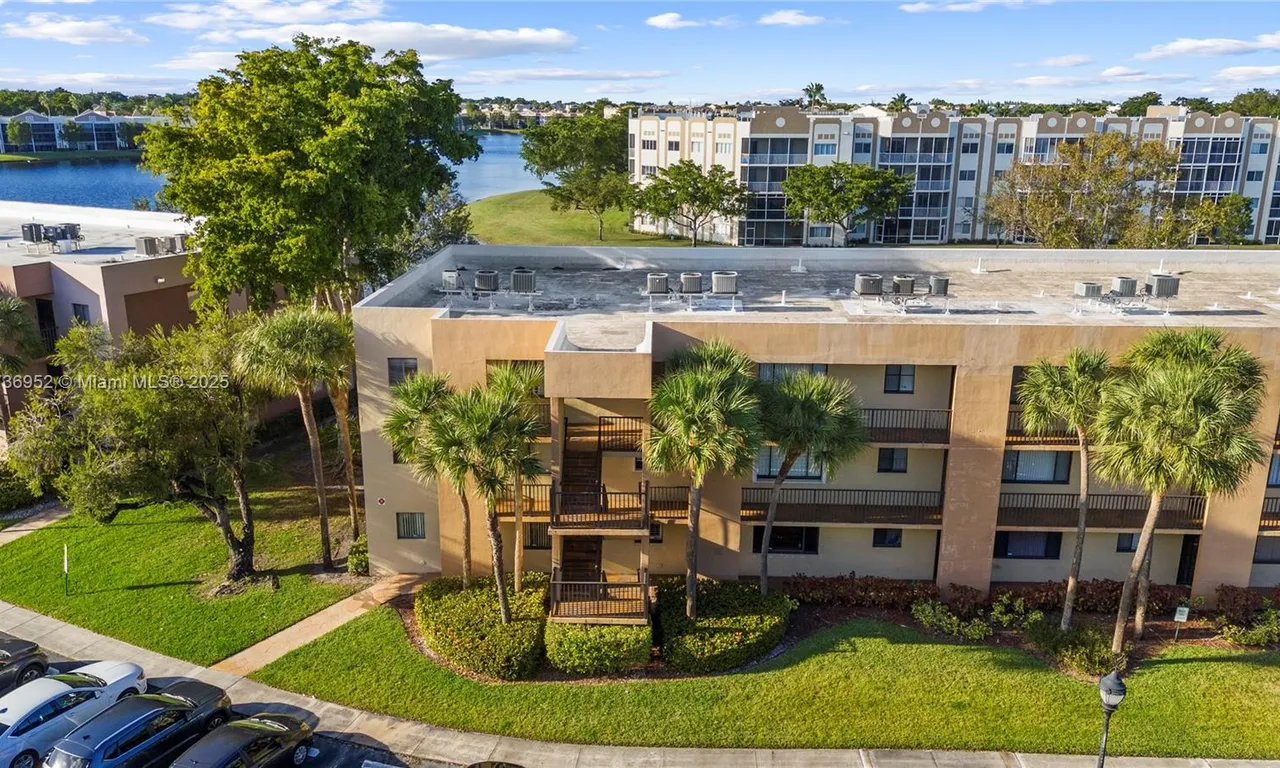 7322 Ashmont Cir # 101, Tamarac FL 33321