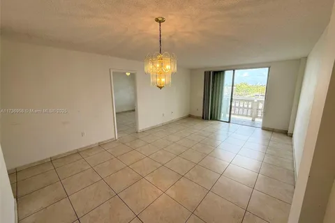 15600 NW 7th Ave # 807, Miami FL 33169